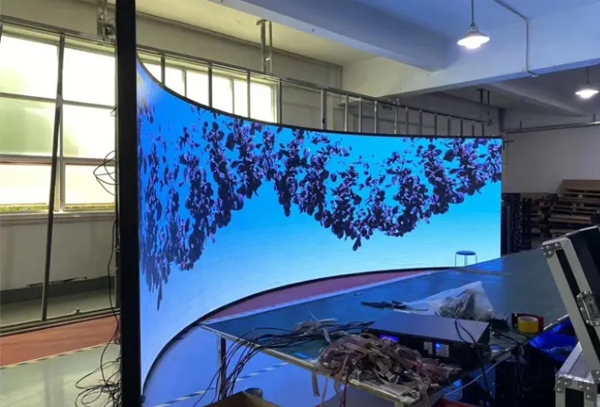 Curved Led Displays